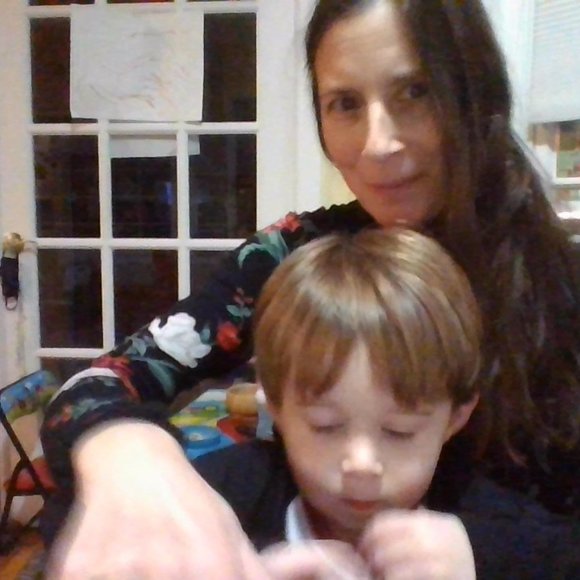 Meet your Posher, Kelly - Picture 3 of 5